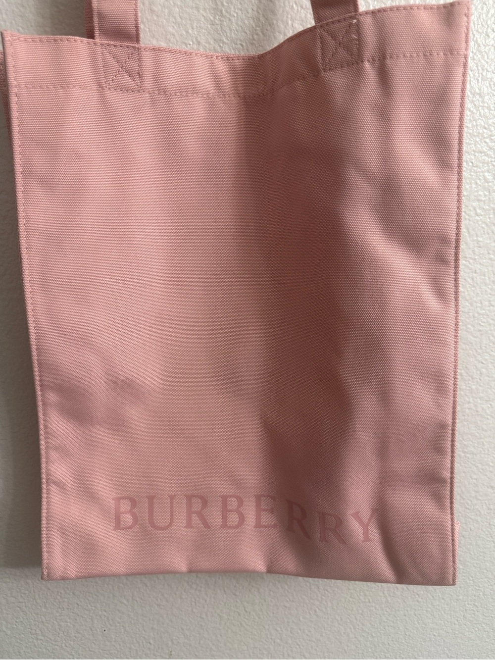 New Burberry her perfume
Collection Pink Canvas Tote Bag - Picture 3 of 4